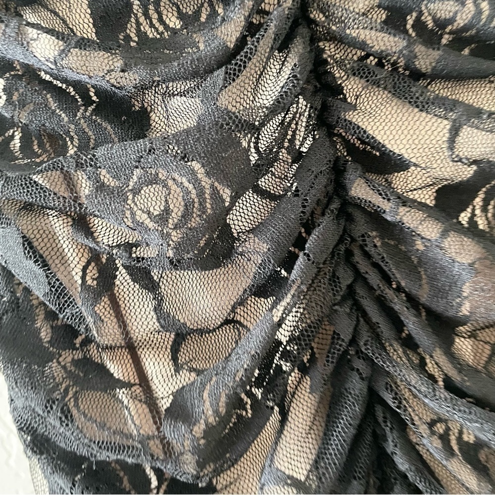 Ruby Rox Black Sheer Floral Lace Bodycon Ruched Dress - Picture 5 of 5
